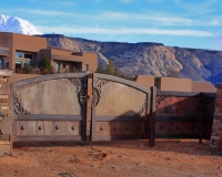Spanish ranch driveway gate